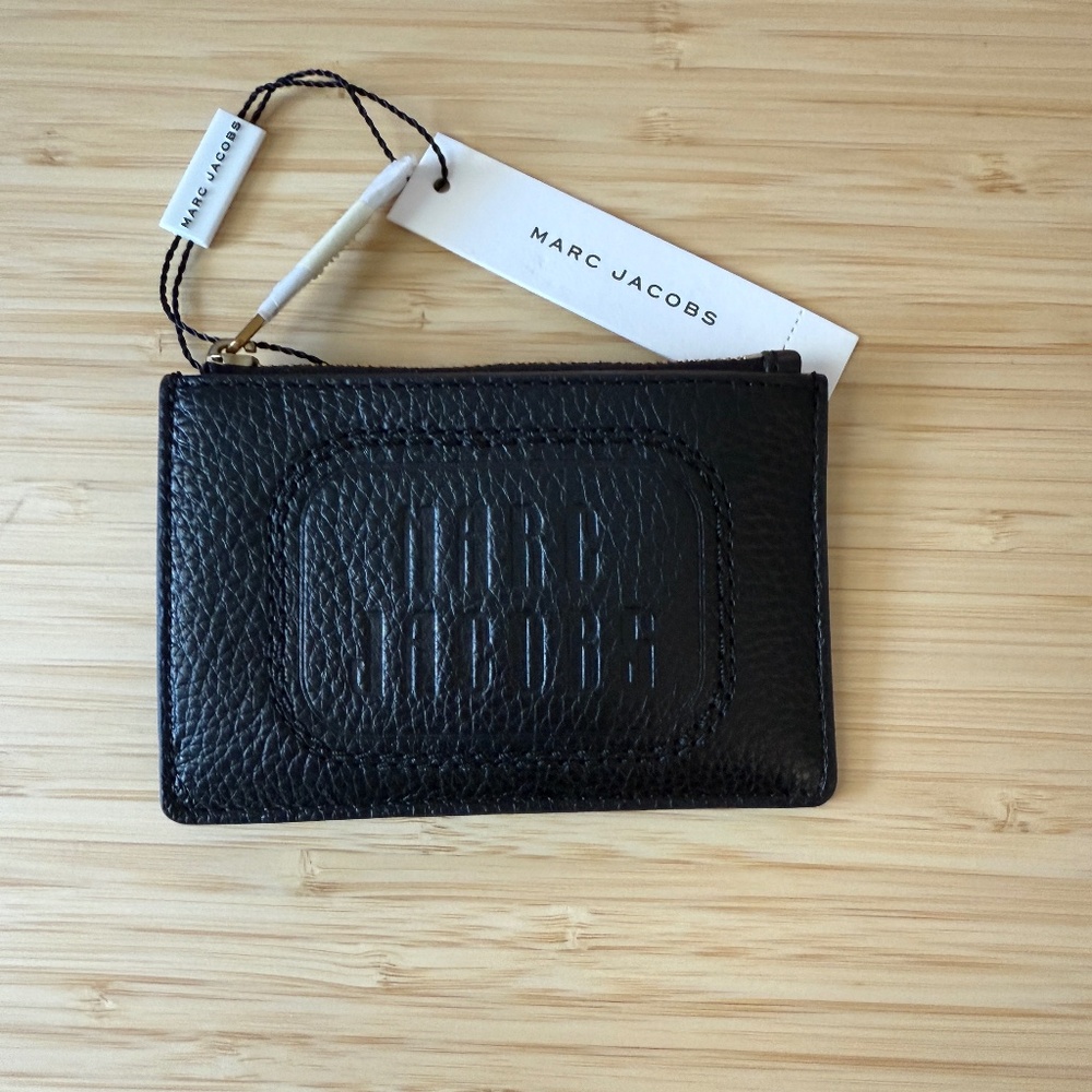 New with Tag- Marc Jacobs Leather Logo Card Holder